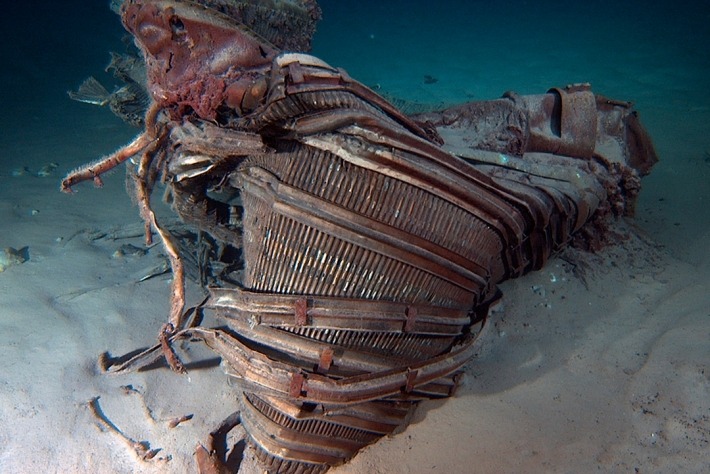 apollo-11-f-1-rockets-recovered-8