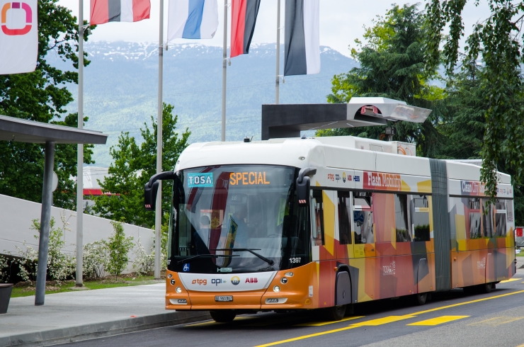 TOSA+bus_Geneva (1)