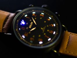 BOLDR Voyage is a clever watch; not smartwatch