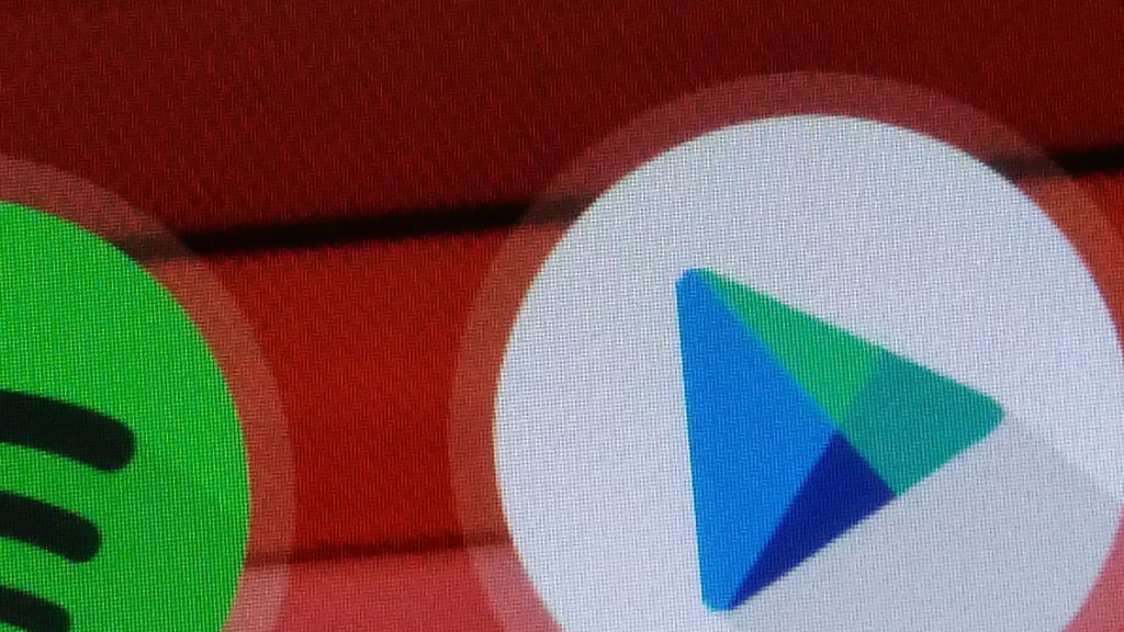 ZE551ML's 1080p screen, taken by the ASUS ZenFone 2 Laser.