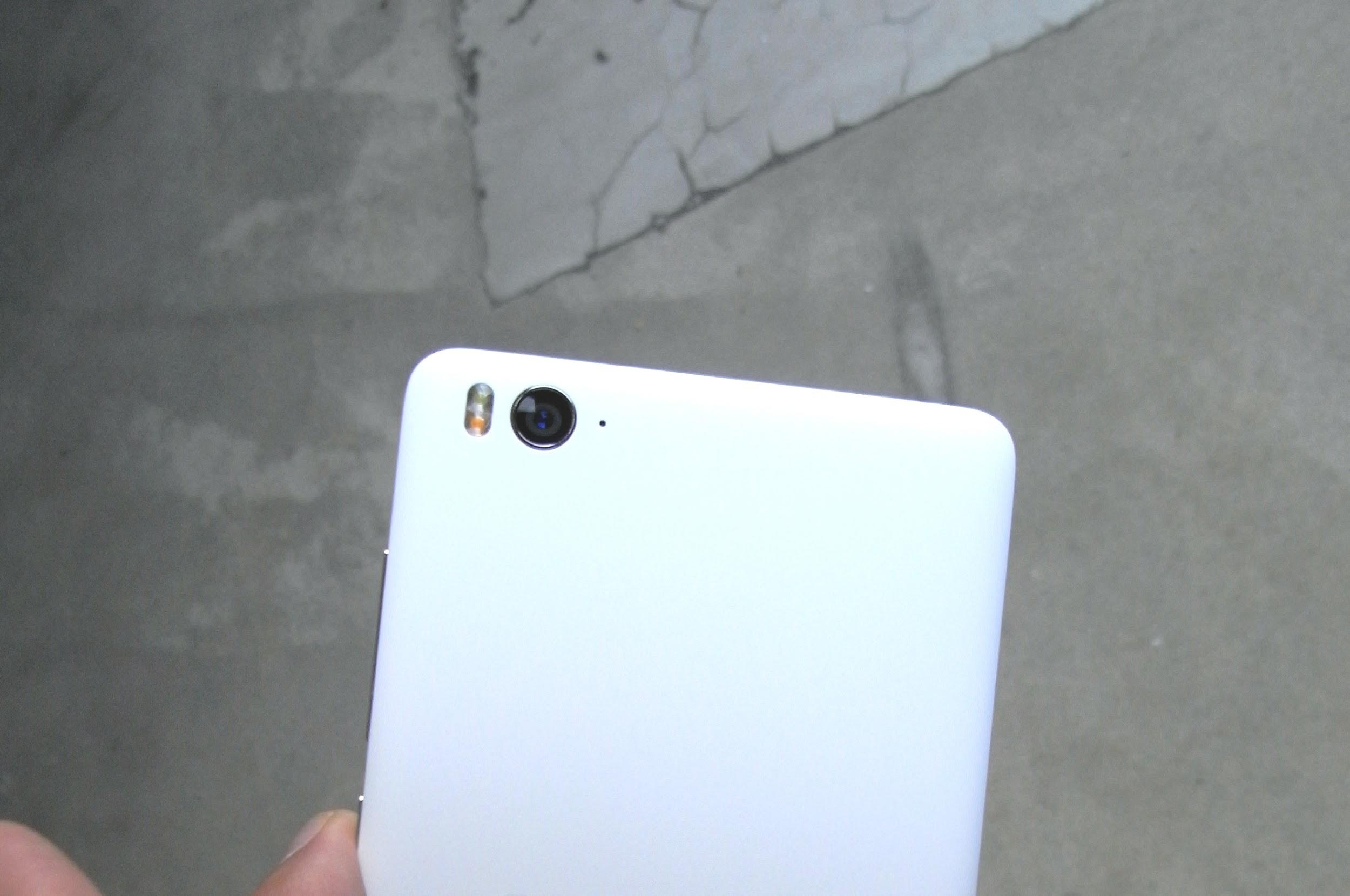 Review - Xiaomi Mi4i: The Super Affordable Mid-range Smartphone 4