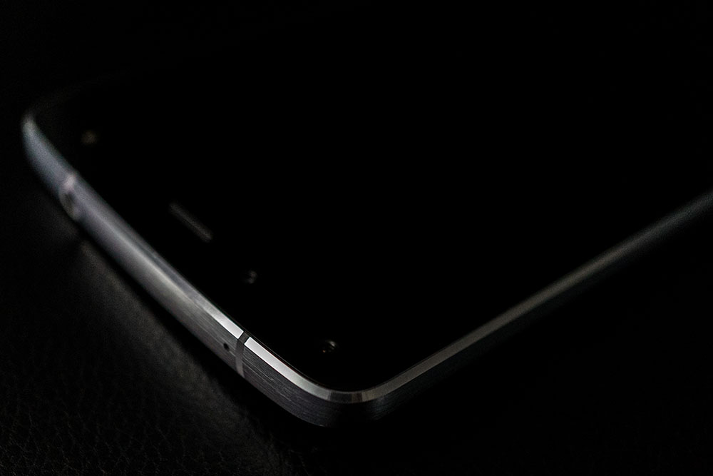 flash-new-phone-2