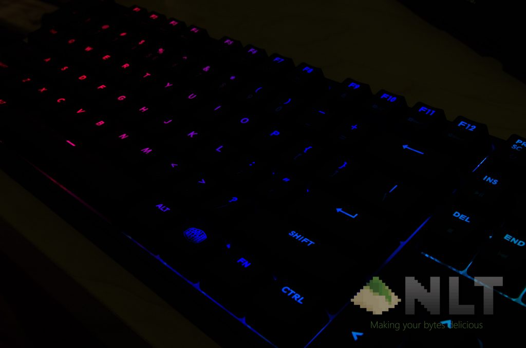 Review - MasterKeys Pro L RGB by Cooler Master 2