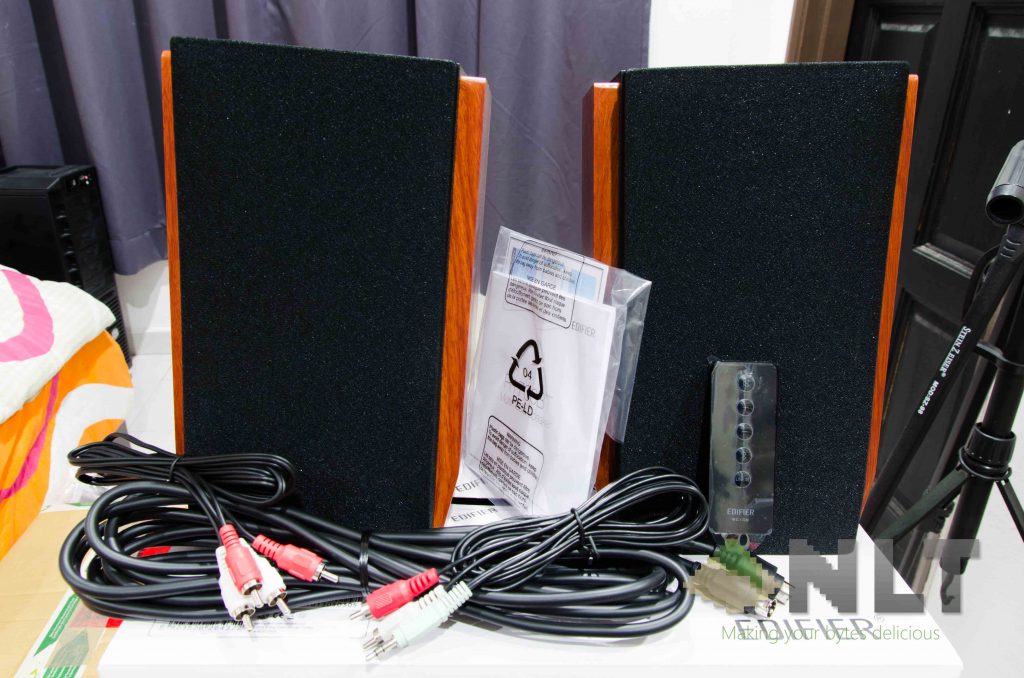 Edifier R1700BT