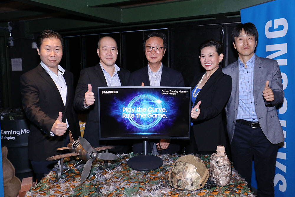 Samsung CFG70