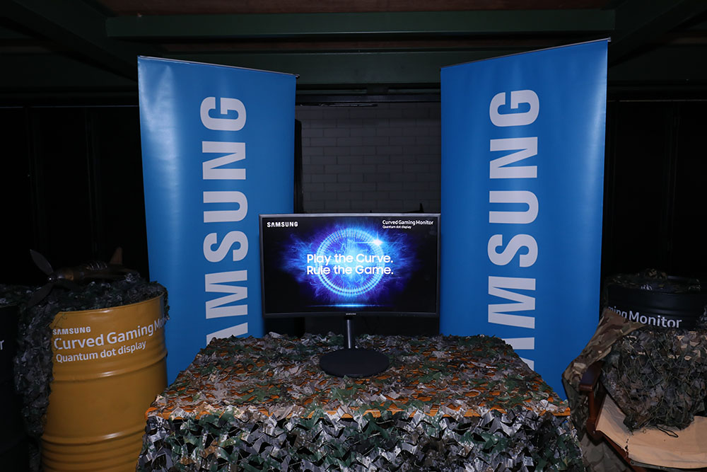 Samsung CFG70