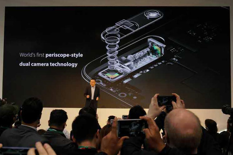 MWC2017 OPPO 5x Dual-Camera Zoom