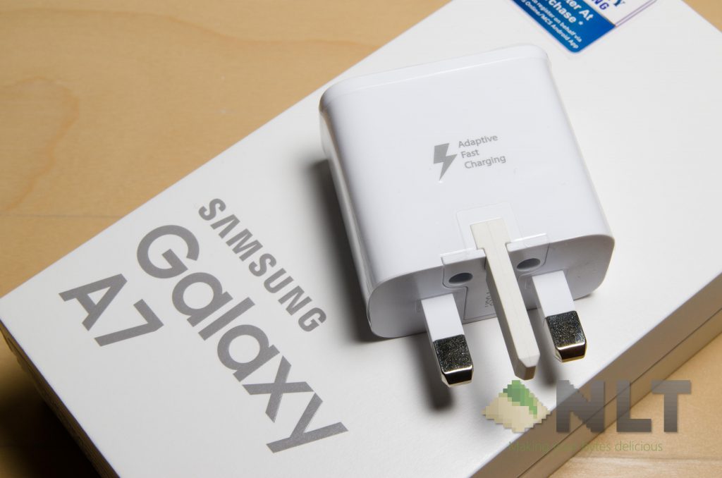 Galaxy A7 (2017)