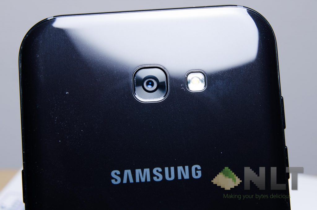 Galaxy A7 (2017)