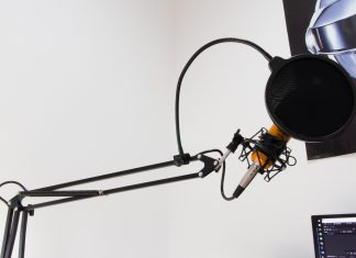 condenser microphone