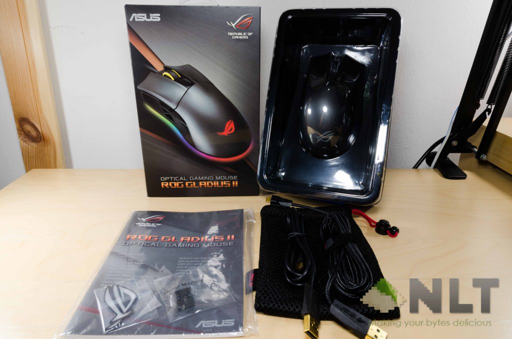 ASUS ROG Gladius II unboxing