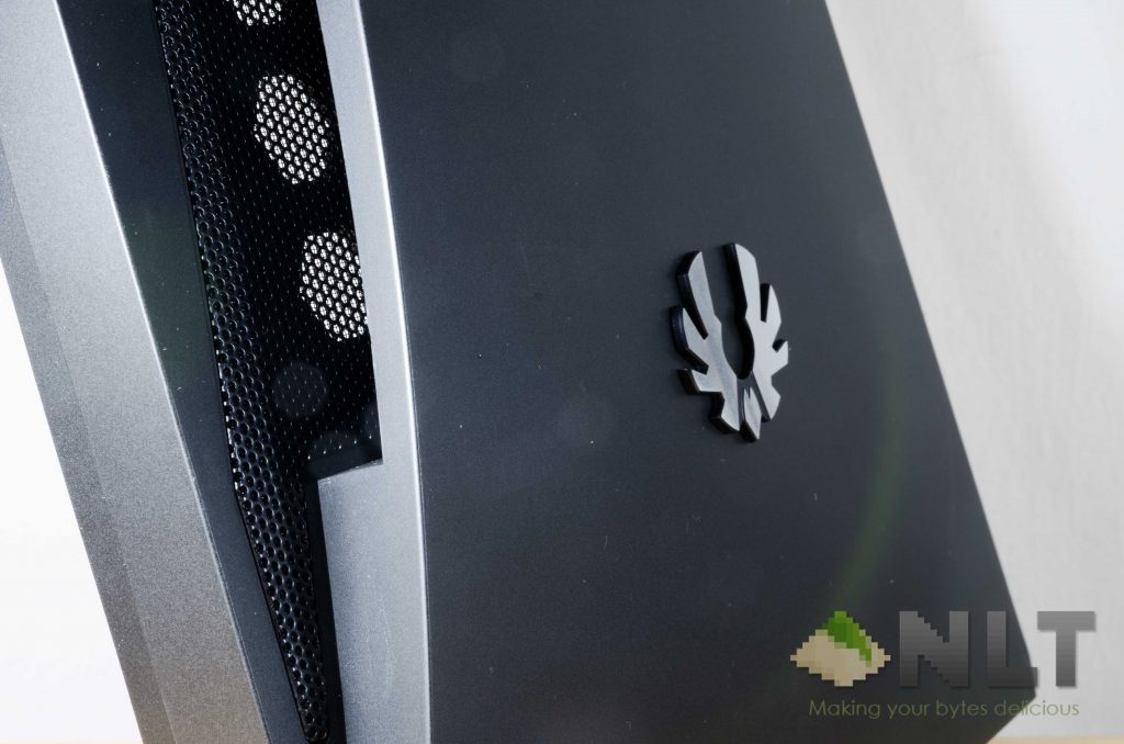 BitFenix Aurora front bezel