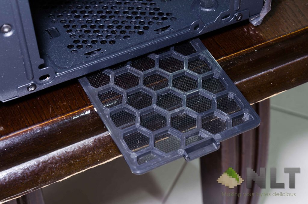 BitFenix Aurora power supply dust filter