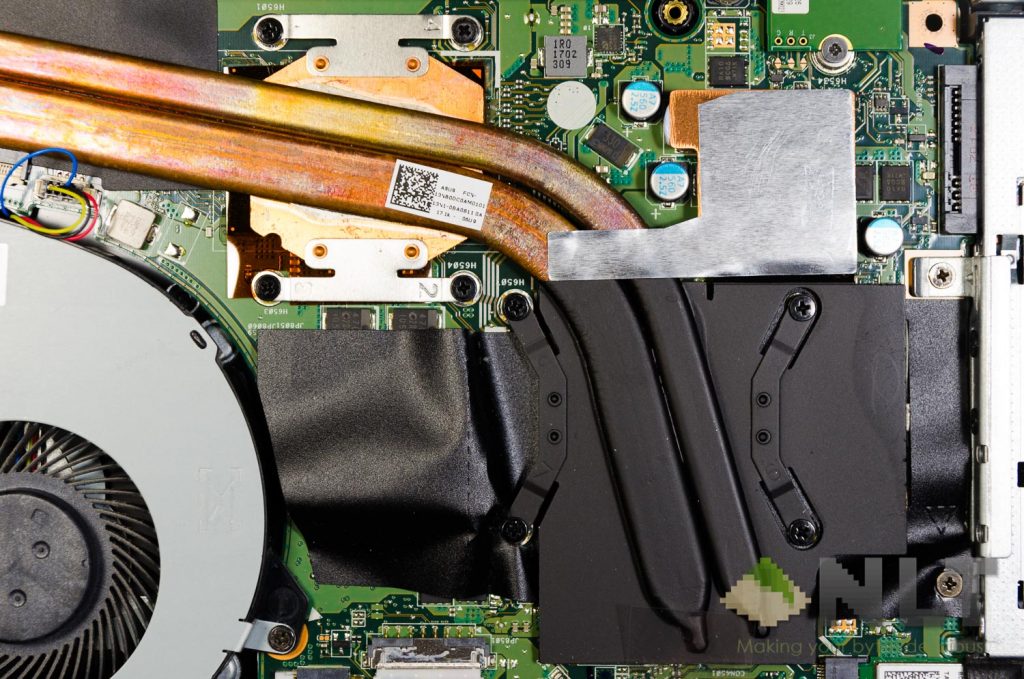 Reapply Thermal Paste & Undervolt CPU For Gaming Laptops (1)