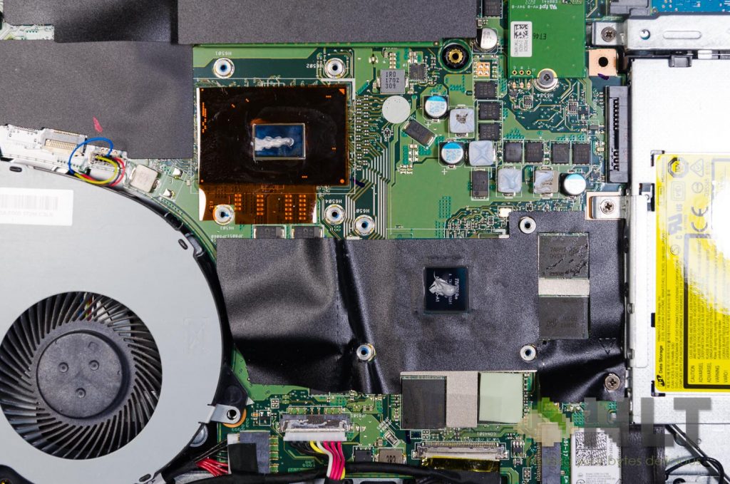 Reapply Thermal Paste & Undervolt CPU For Gaming Laptops