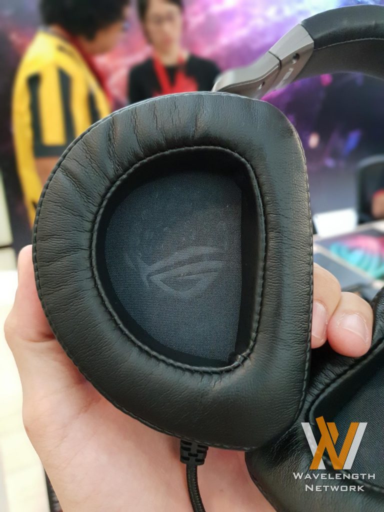 ROG Delta RGB Quad-DAC Gaming Headset