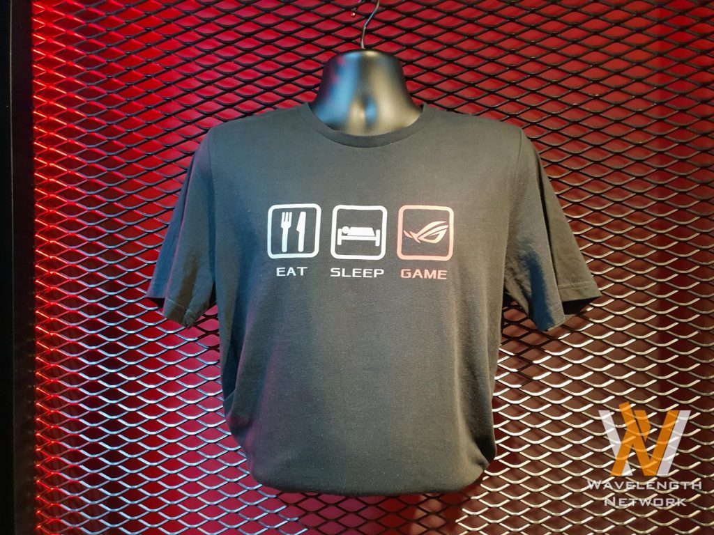 ASUS ROG Collection T-shirt & backpacks