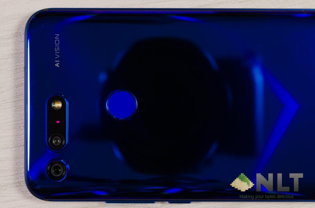 HONOR View20