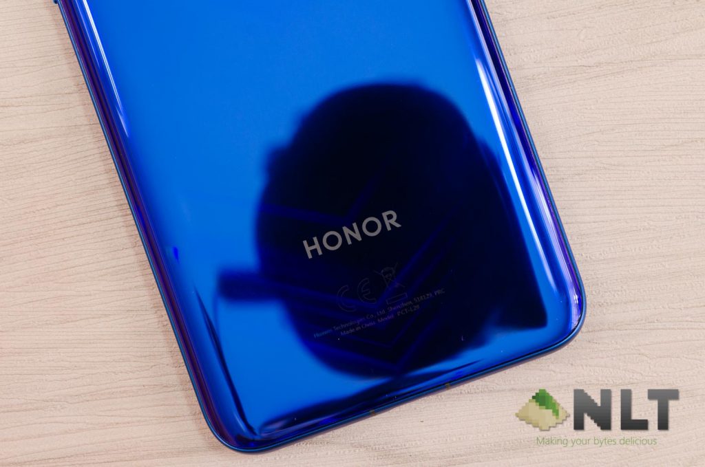 HONOR View20