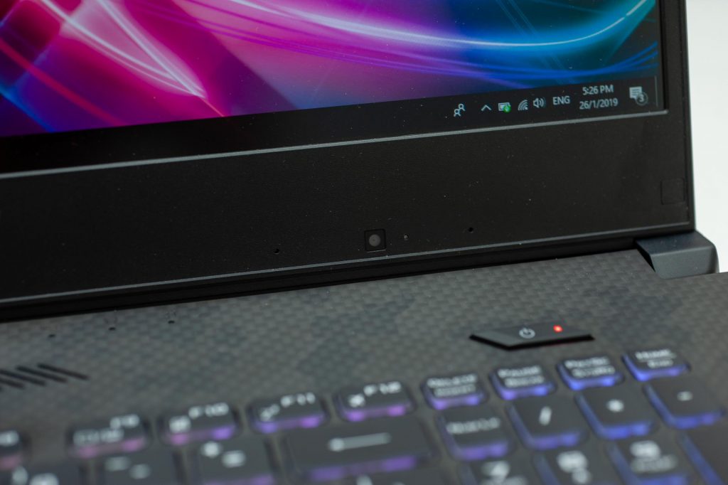 Review - ASUS ROG Strix SCAR II GL704 RTX2070 22