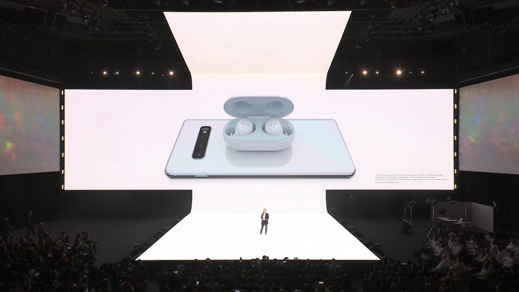 Samsung Galaxy Buds UNPACKED