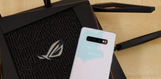 ASUS ROG RAPTURE GT-AX11000 with Samsung Galaxy S10+ header