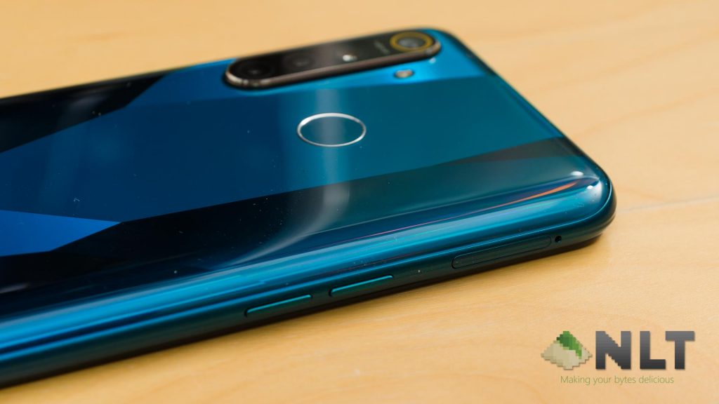 <em>realme</em> 5 Pro