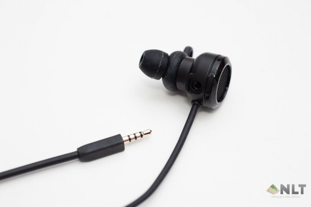 Review - Edifier GM3 Bluetooth Gaming Earphones 3
