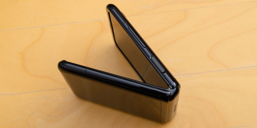 Samsung Galaxy Z Flip Samsung Galaxy Z Flip