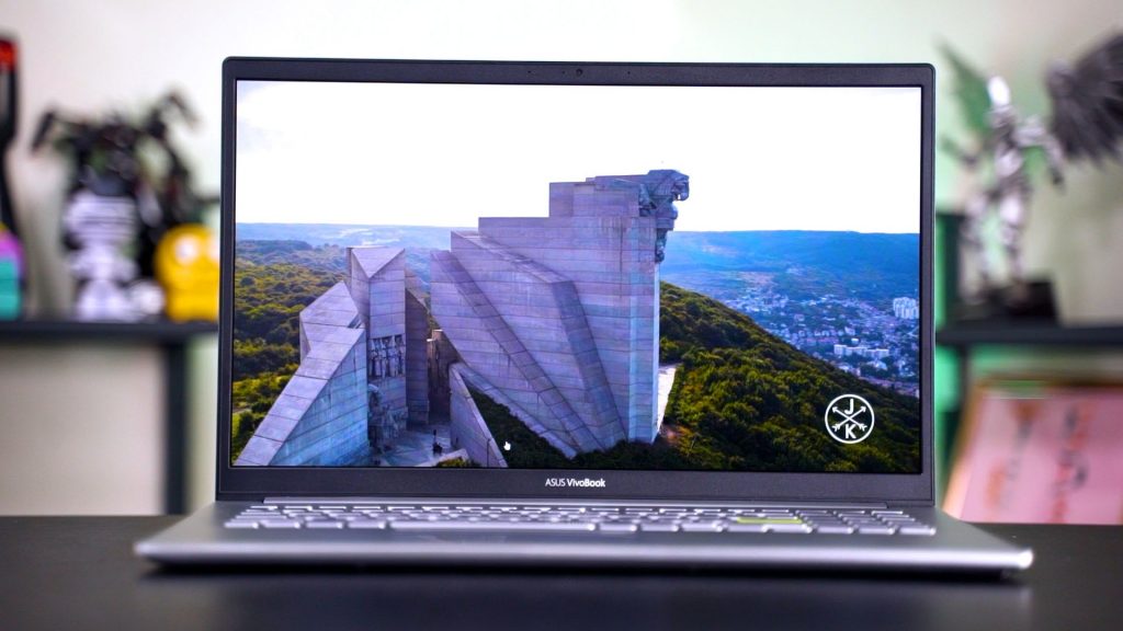 ASUS VivoBook S15 S533EA