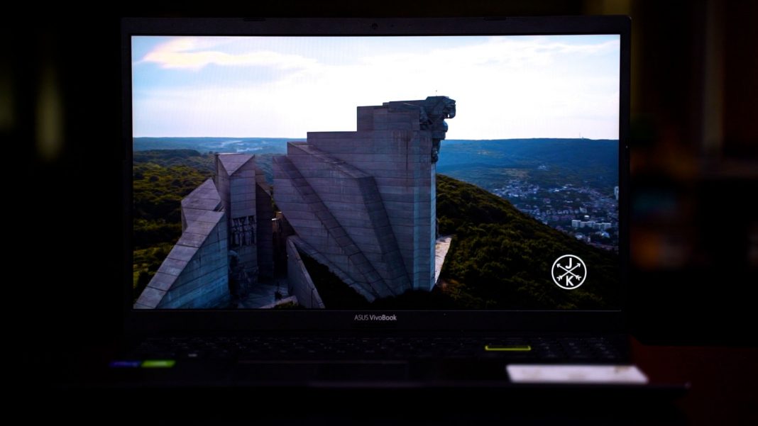 ASUS VivoBook 15 K513EQ