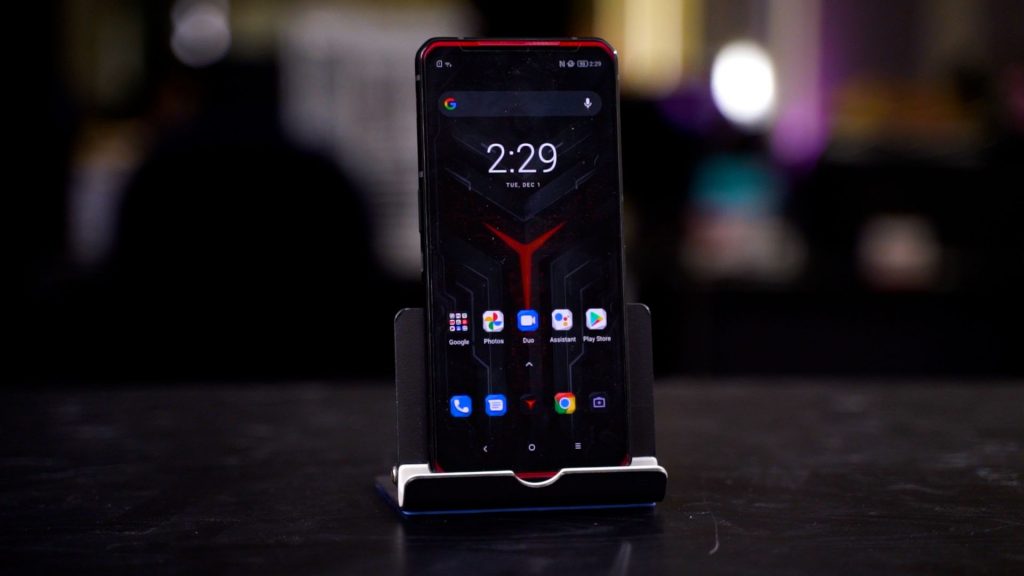 Lenovo Legion Phone Duel