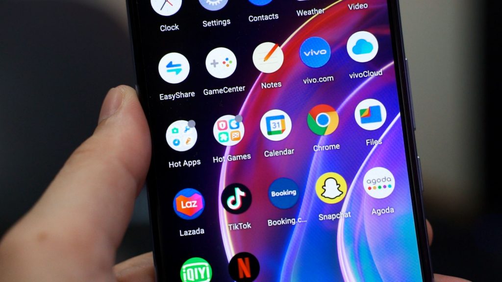 Vivo V21