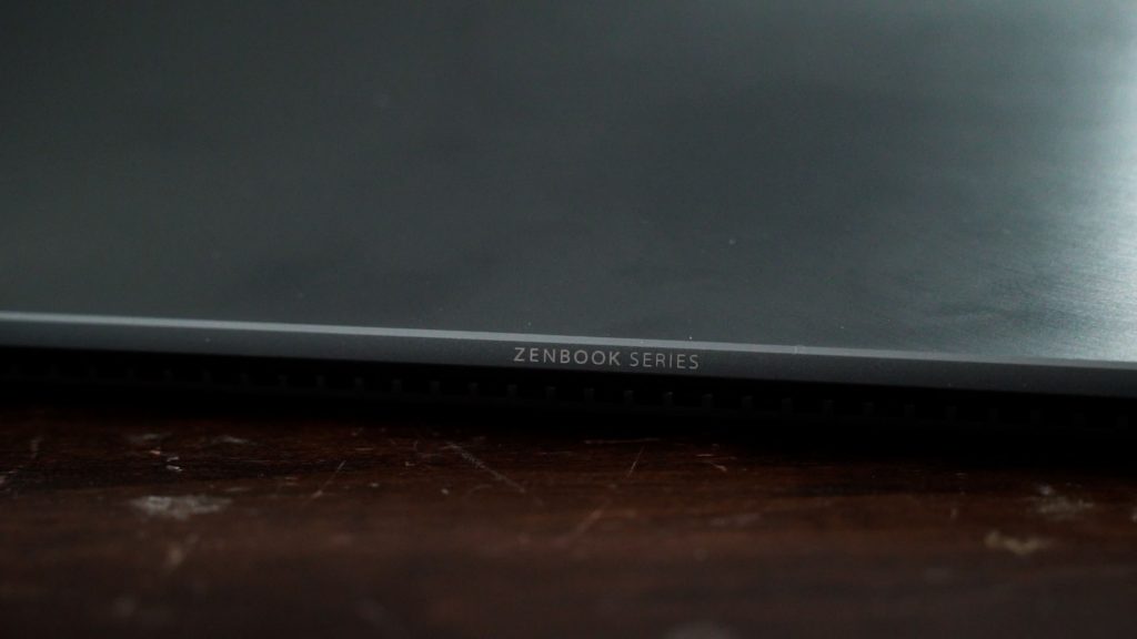 ASUS ZenBook 13 OLED UX325