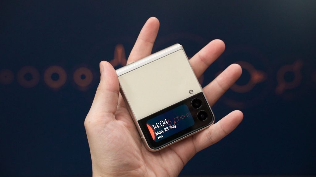 Samsung Galaxy Z Flip3