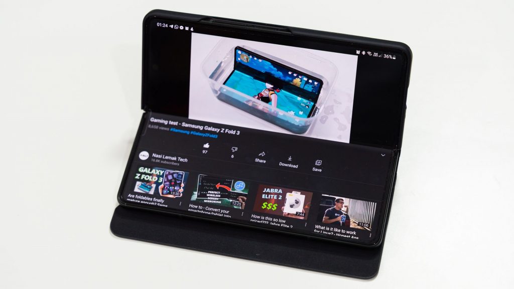 Samsung Galaxy Z Fold3