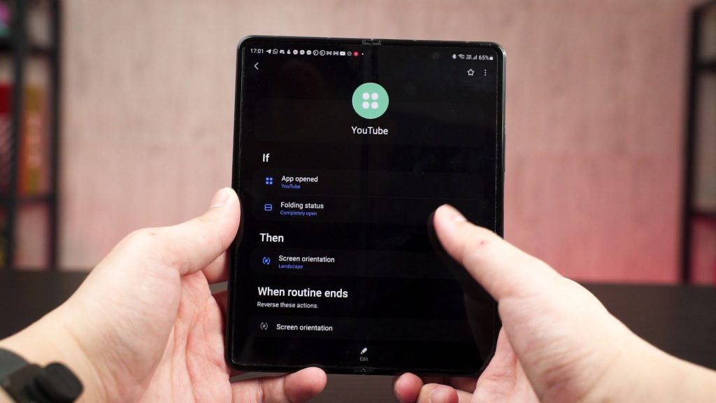 Samsung Galaxy Z Fold3