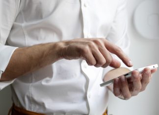 The Different Types Of Phones And How To Choose