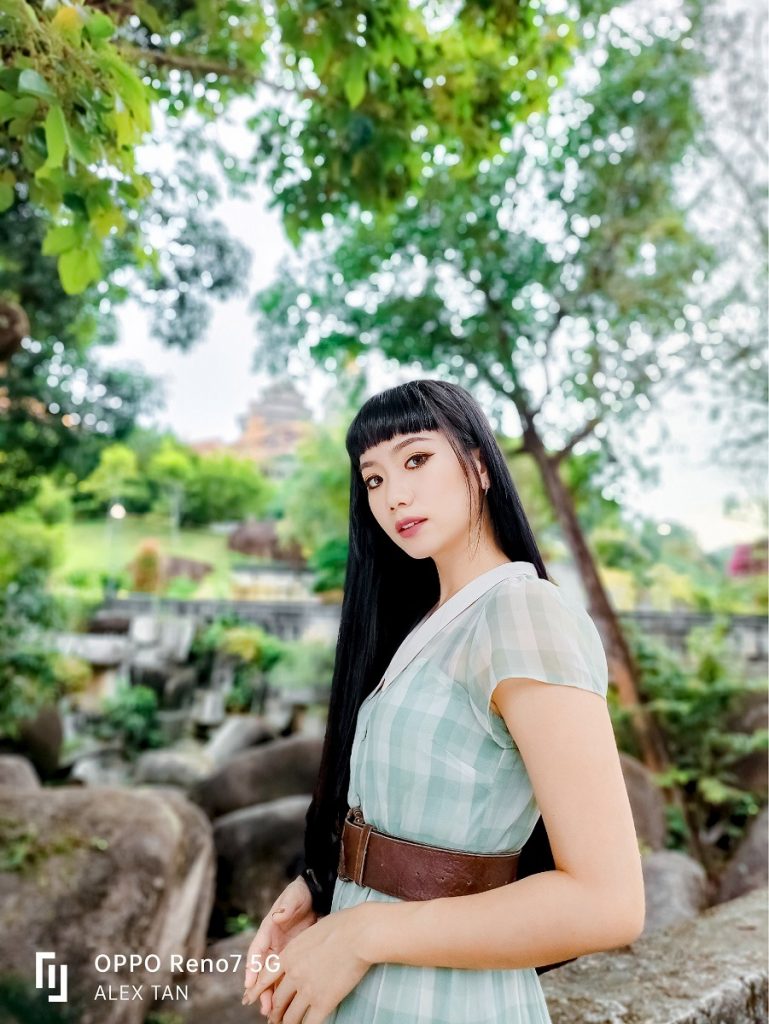 OPPO Reno7 Portrait Shot