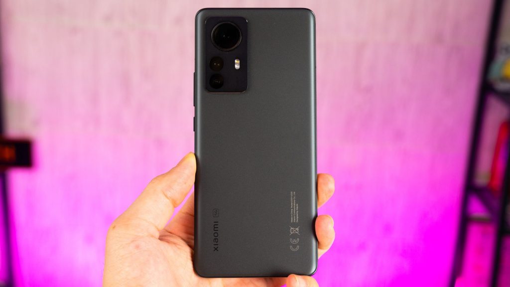 Xiaomi 12 Xiaomi 12 Pro