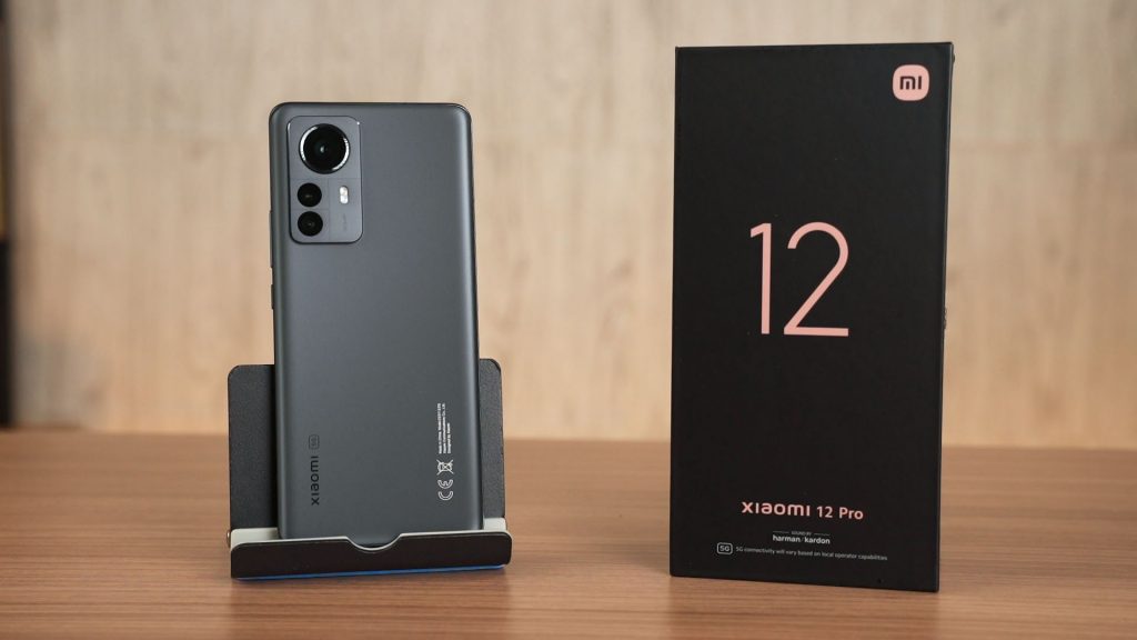 Xiaomi 12 Xiaomi 12 Pro