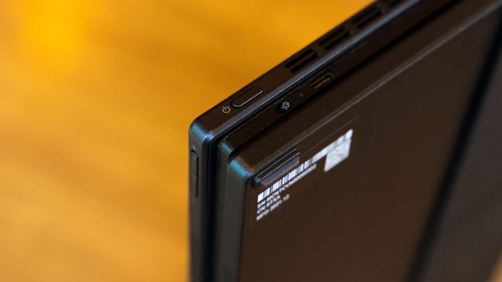 ASUS Zenbook 17 Fold OLED