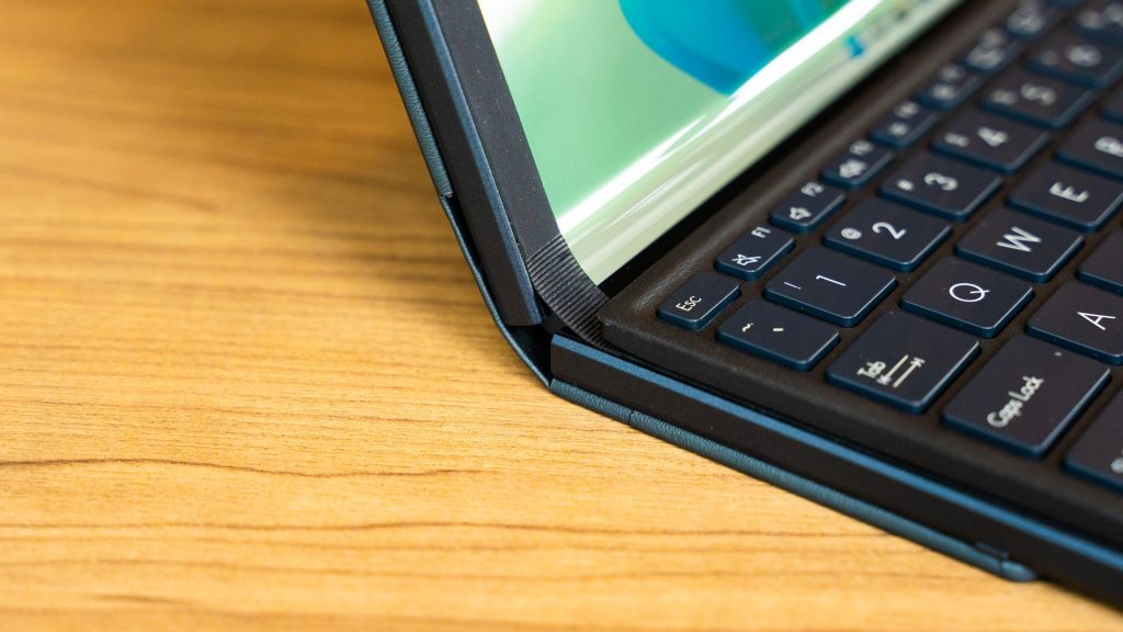 ASUS Zenbook 17 Fold OLED