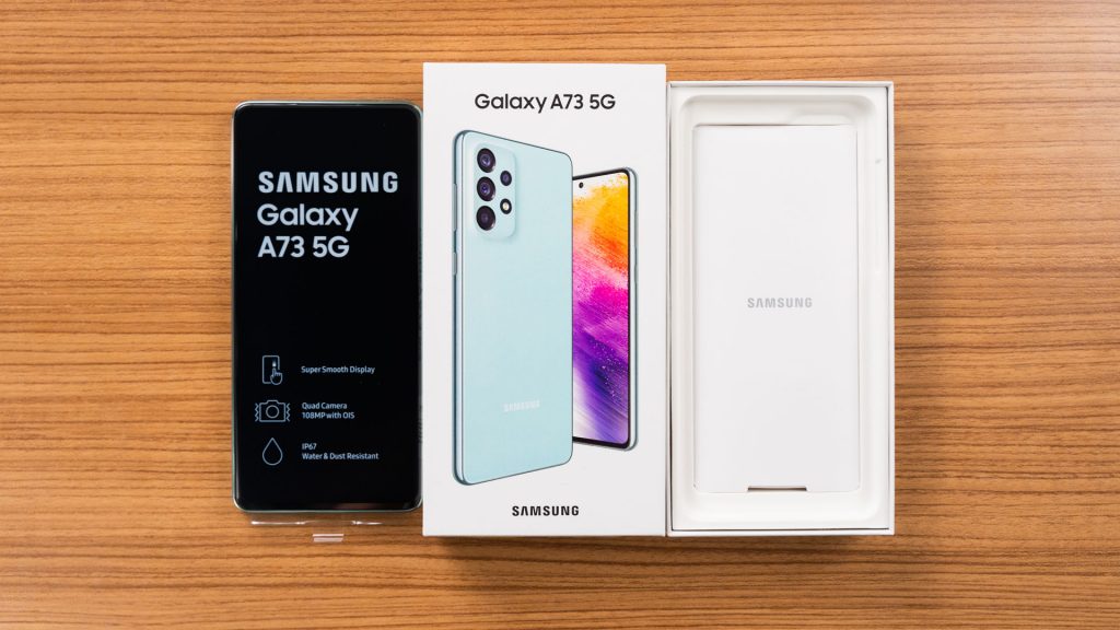 Samsung Galaxy A73 5G unboxing