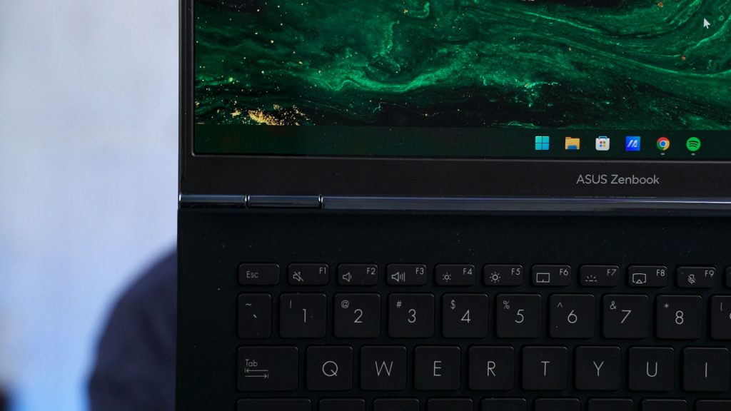 ASUS Zenbook 14 OLED UX3402
