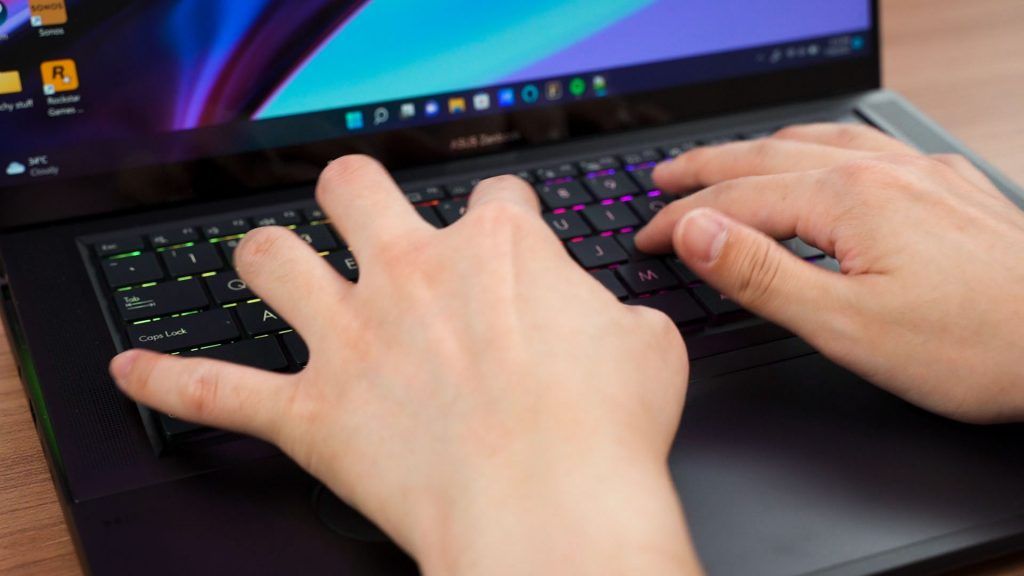 ASUS Zenbook Pro 16X OLED UX7602