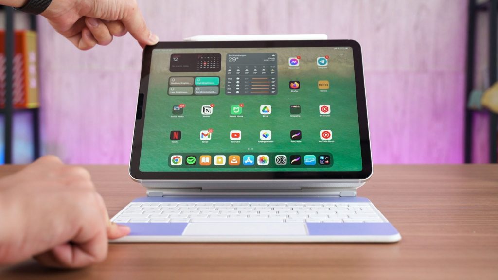 M1 iPad Air 5th gen as Laptop replacement