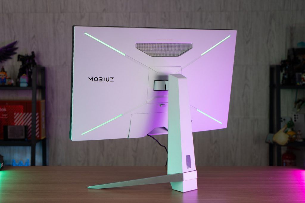 BenQ MOBIUZ EX2710U - Best 4K 144Hz Gaming Monitor for Console and PC 2022 35