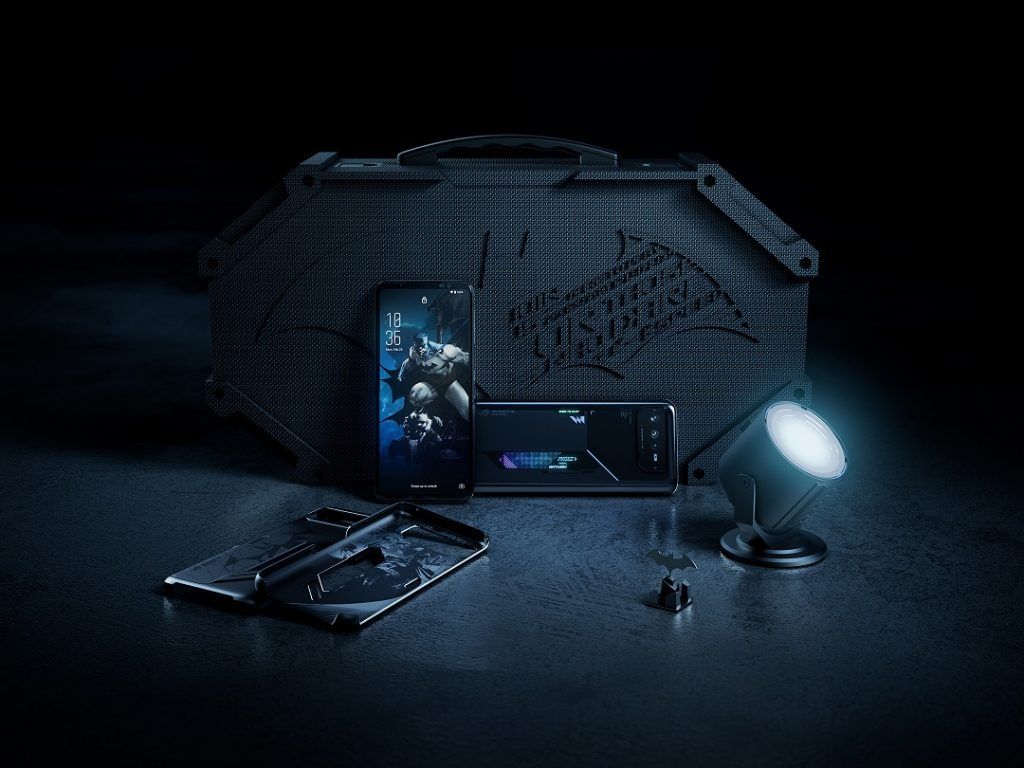 ASUS ROG Phone 6 Batman Edition