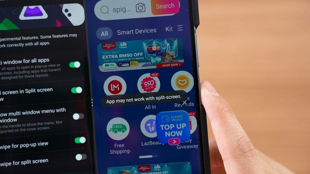 Samsung Galaxy Z Fold4 multitasking